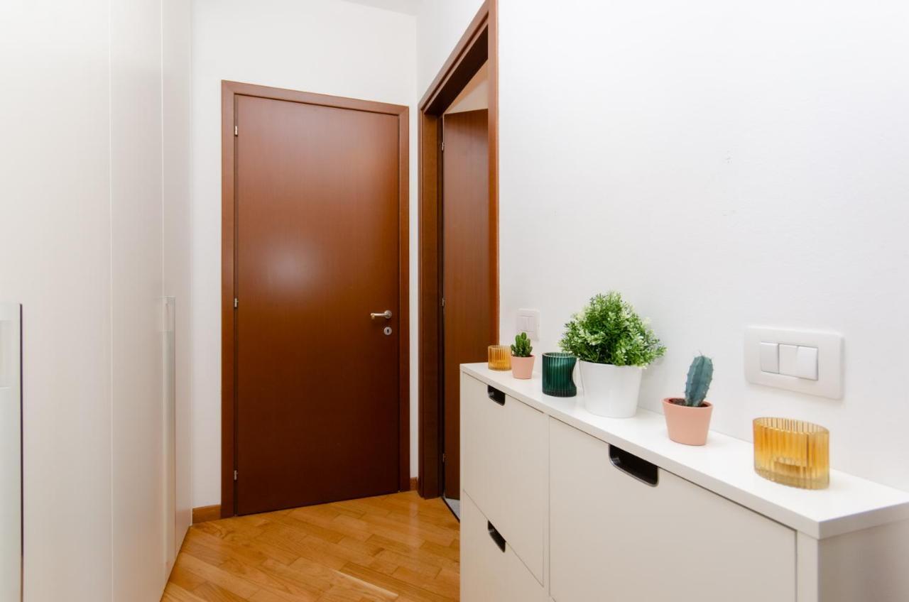 Vivimihome - Bilo A 5 Minuti Da San Siro Con Garage มิลาน ภายนอก รูปภาพ